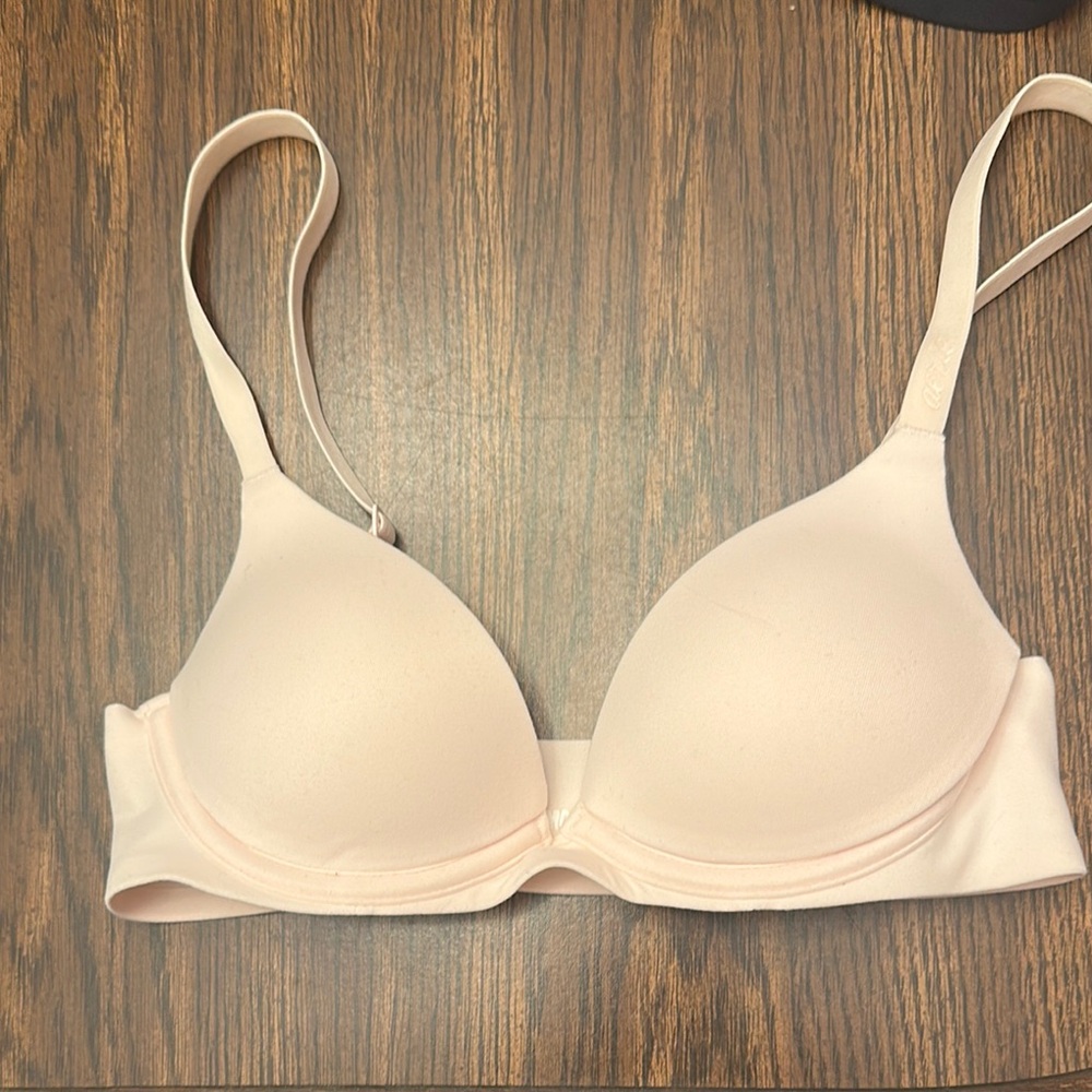 Women's Light Pink Bra